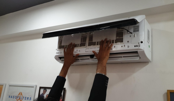 Delhi startup converts ACs into affordable air purifiers!