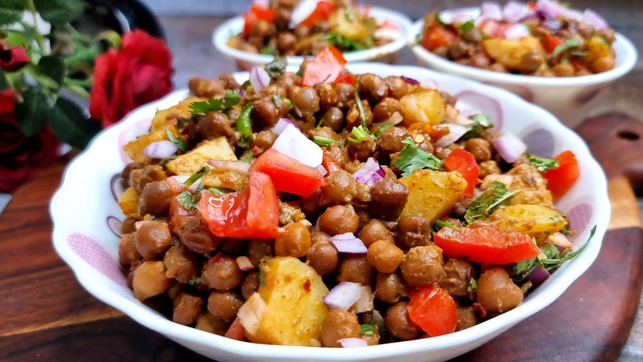 Kickstart your day with these high-protein, low-carb Indian breakfast ideas