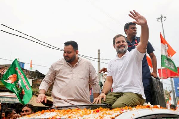 Rahul Gandhi launches mass campaign for voter rights!