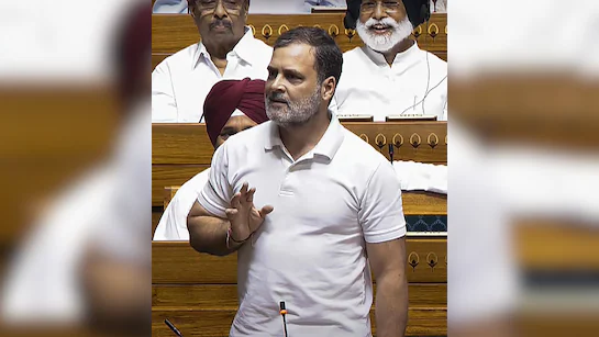 Rahul vs Congress? Trump's "Dead Economy" jibe splits party wide open!