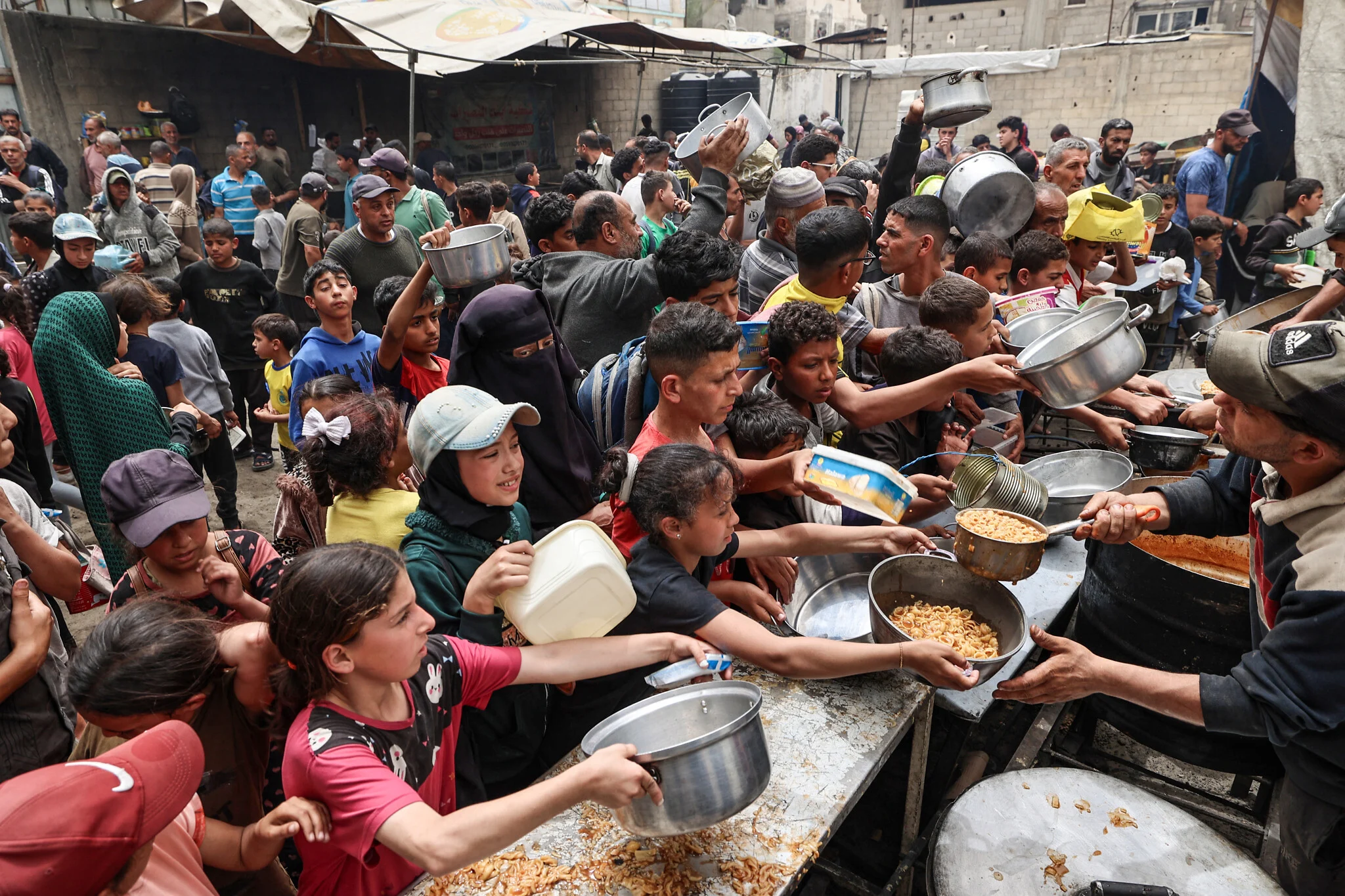Over 400 casualties as Gaza aid sites become ‘death traps’, UN condemns Israel