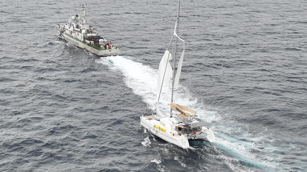 Americans rescued by Indian Coast Guard at sea!