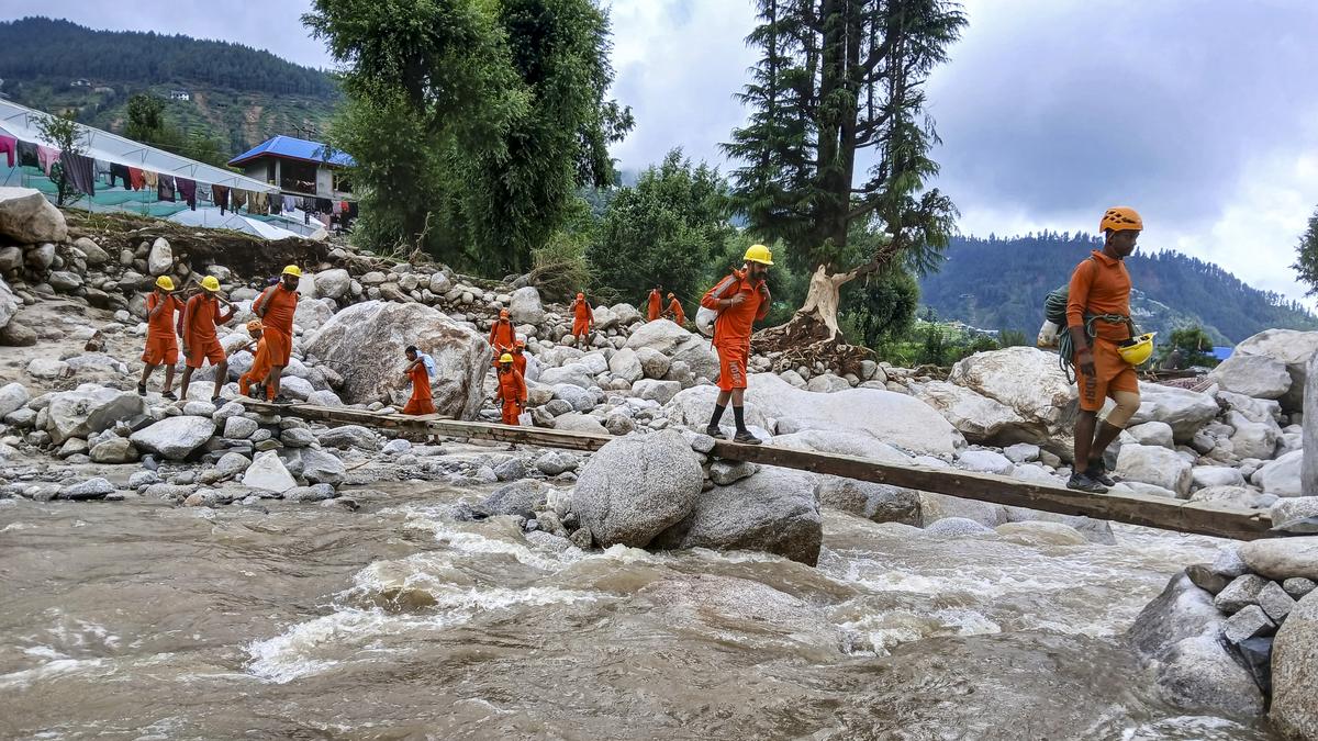 Himachal on red alert: 260+ Roads shut amid monsoon fury!