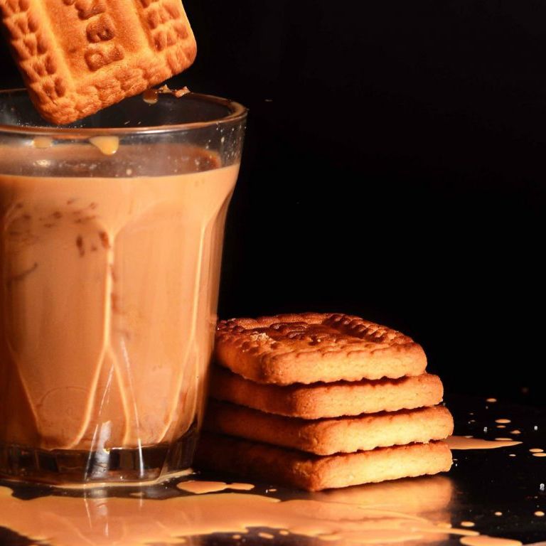 6 Indian Brands that turned everyday snacks into Billion-Rupee Empires!
