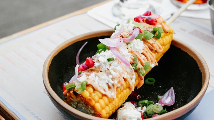 Skip the Samosa! These 8 Street Foods Are Shockingly Health!