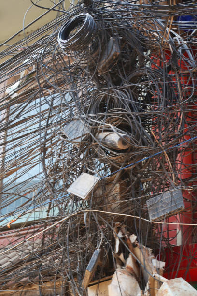 Delhi to go wire-free: CM promises no visible overhead cables!