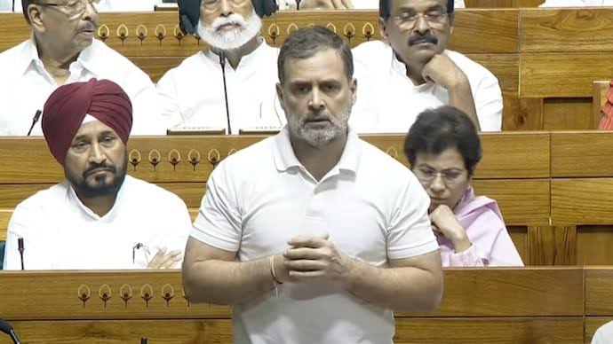 Rahul Gandhi : 'if Trump's claims are false, say so, PM Modi'