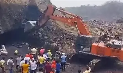 Jharkhand Illegal Mine Collapse: 5 Dead  Several Feared Trapped in Ramgarh s Karma Project!