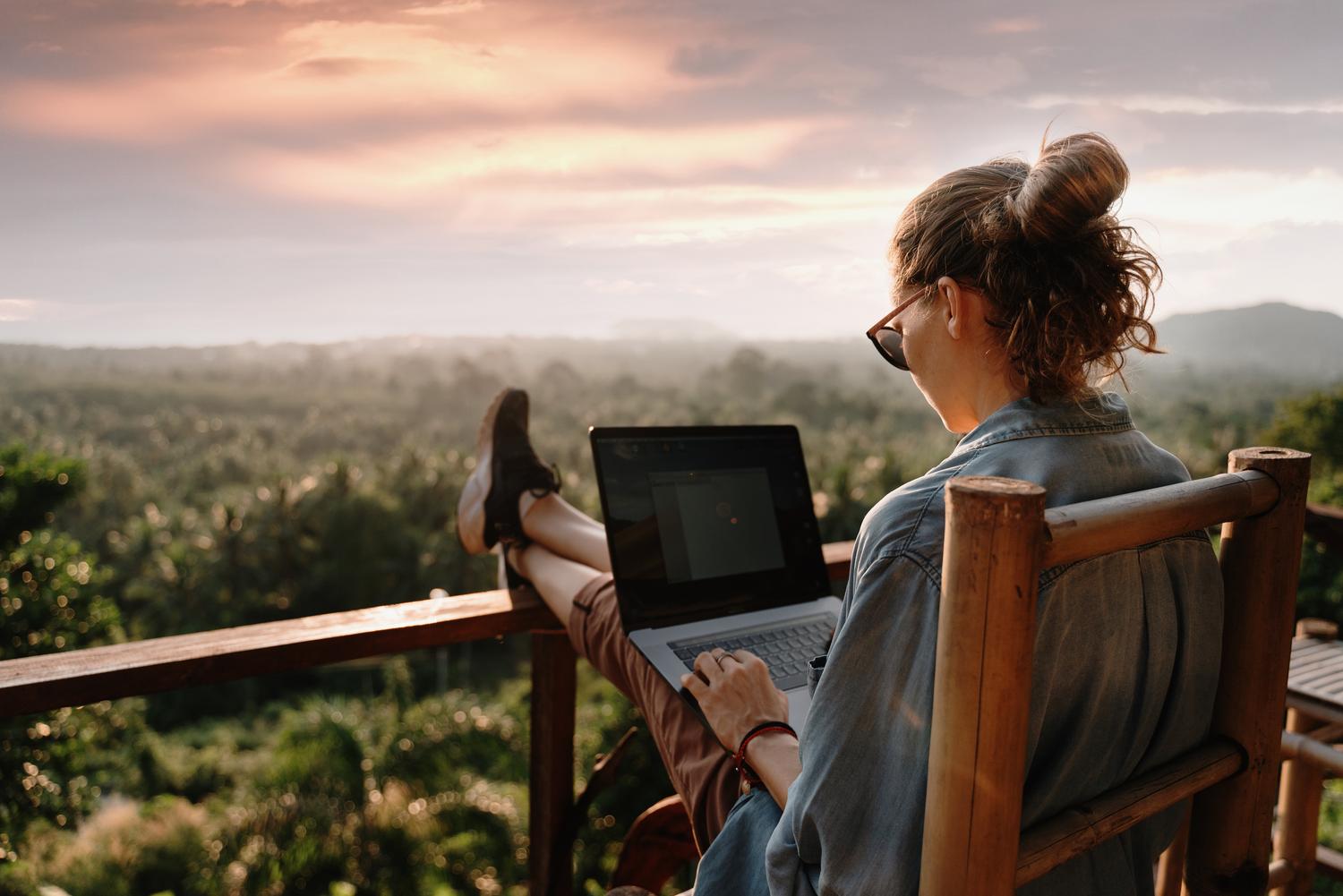 Work from anywhere! How india’s nomads mix jobs with joy.