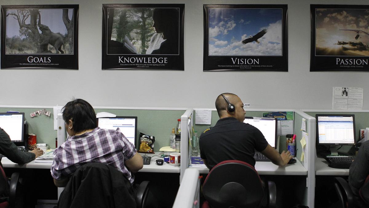 AI Chatbots transform India's Call Centers, displacing Human Workers!