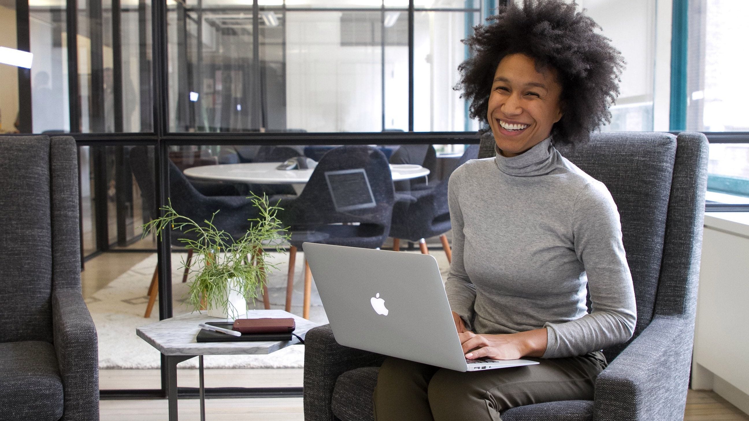 The dream of a 4-hour workday is attracting workers worldwide...