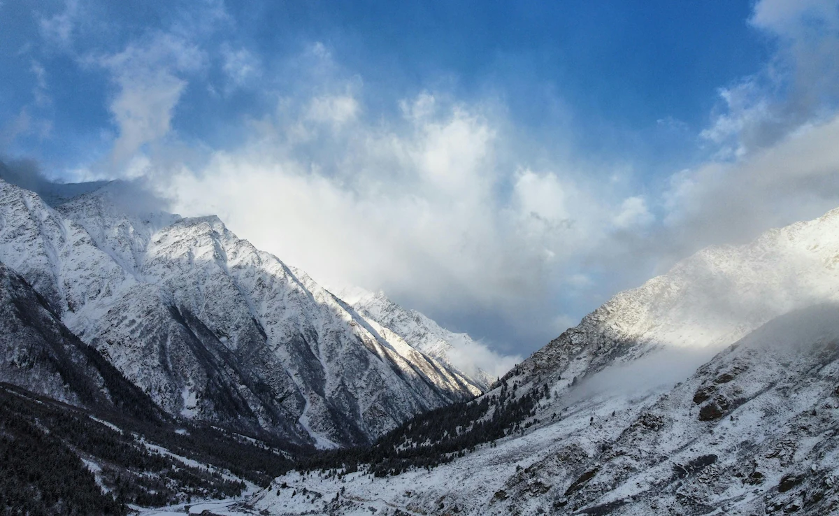 India’s Hidden Snow Paradises You Must Visit Before the Season Ends!