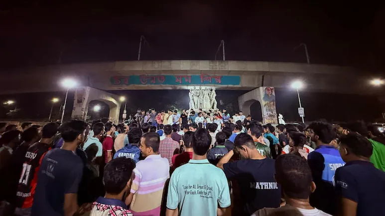 Bangladesh protests after Hindu woman raped by a local politician!