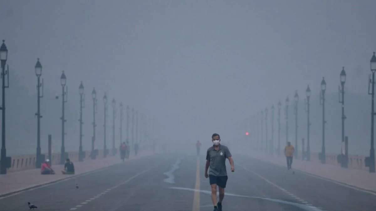 Stay Indoors & Breathe Easier in Delhi Smog!